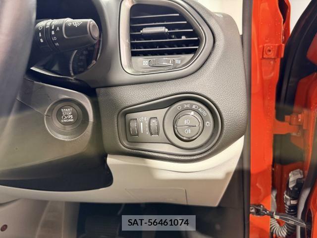 Jeep RENEGADE 2021-06 8130688-17