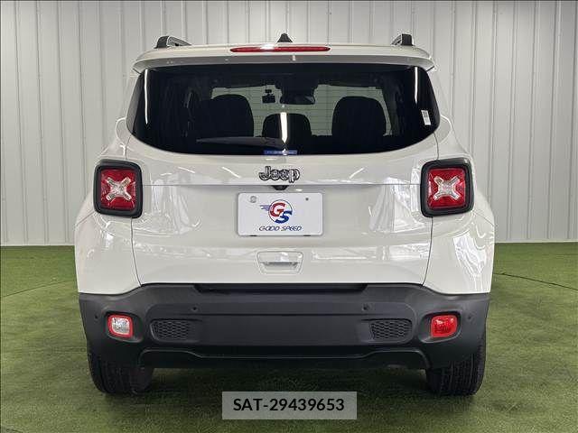 Jeep RENEGADE 2022-05 8145942-13