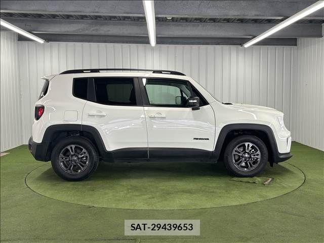 Jeep RENEGADE 2022-05 8145942-14
