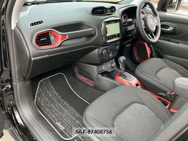Jeep RENEGADE 2023-06 8145938-11