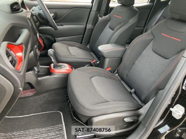 Jeep RENEGADE 2023-06 8145938-12