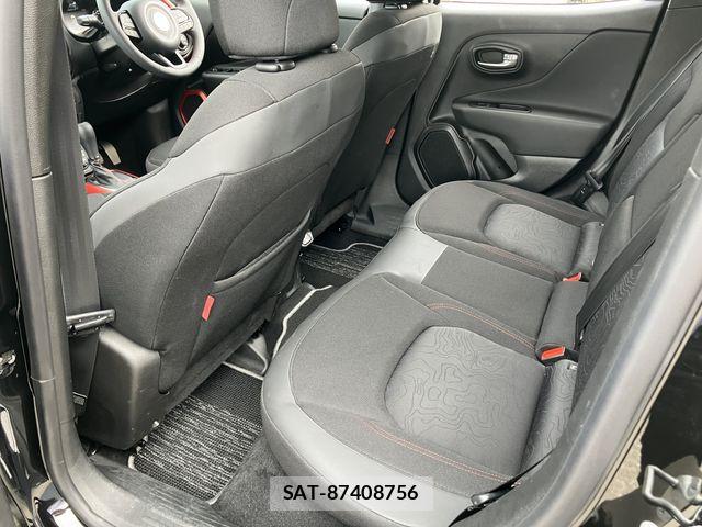 Jeep RENEGADE 2023-06 8145938-13