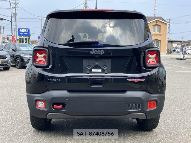 Jeep RENEGADE 2023-06 8145938-6