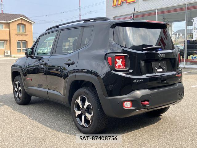 Jeep RENEGADE 2023-06 8145938-7