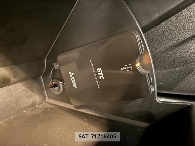 Jeep RENEGADE 2021-12 8208011-9