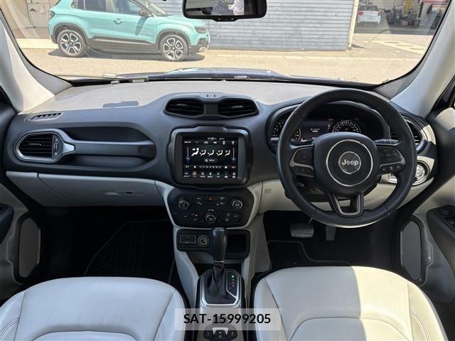 Jeep RENEGADE 2021-06 8208006-12