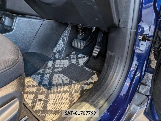 Jeep RENEGADE 2021-04 8208010-15