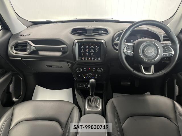 Jeep RENEGADE 2023-07 8208004-10