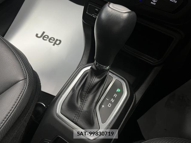 Jeep RENEGADE 2023-07 8208004-12