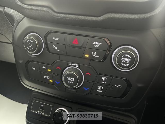 Jeep RENEGADE 2023-07 8208004-13