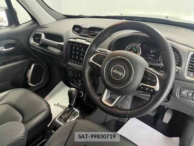 Jeep RENEGADE 2023-07 8208004-1