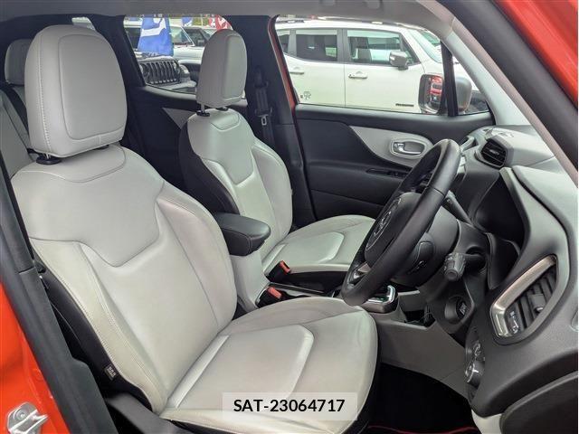 Jeep RENEGADE 2021-10 8208007-10