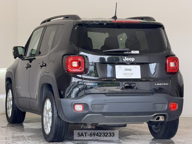 Jeep RENEGADE 2025-09 8208003-2