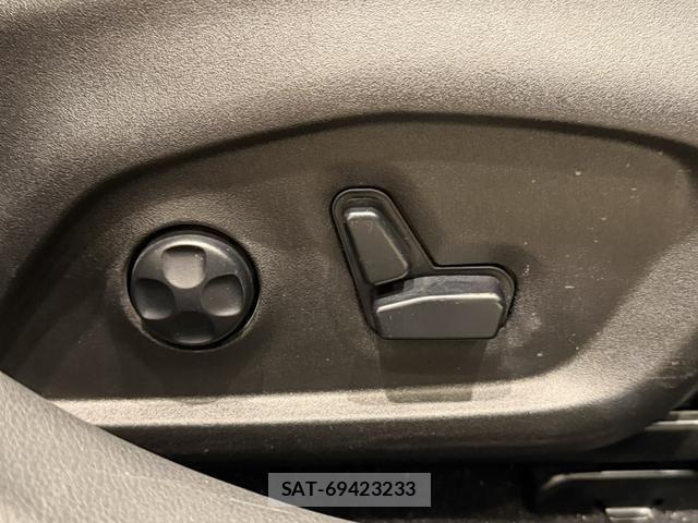 Jeep RENEGADE 2025-09 8208003-8