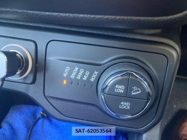 Jeep RENEGADE 2020-03 8230440-21