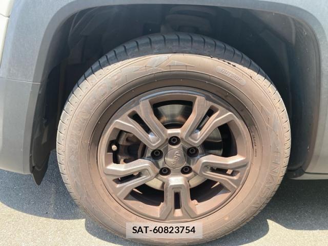 Jeep RENEGADE 2020-08 8230441-9