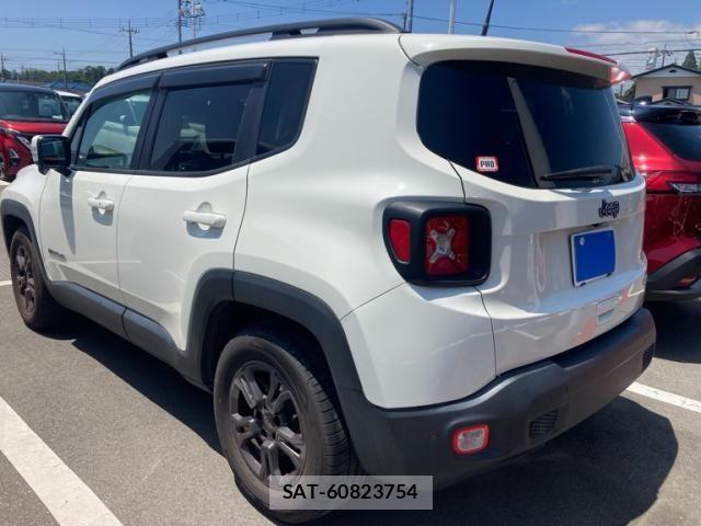 Jeep RENEGADE 2020-08 8230441-4