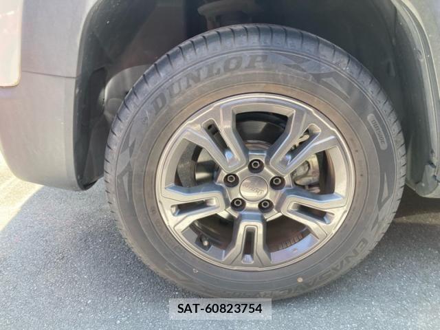 Jeep RENEGADE 2020-08 8230441-7
