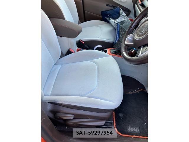 Jeep RENEGADE 2015-09 8230442-9