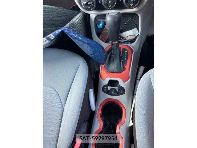 Jeep RENEGADE 2015-09 8230442-16