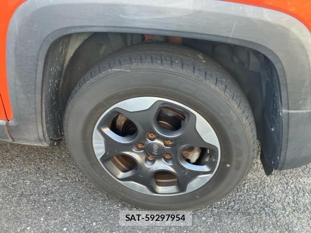 Jeep RENEGADE 2015-09 8230442-4