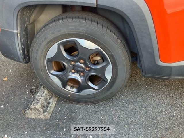 Jeep RENEGADE 2015-09 8230442-5