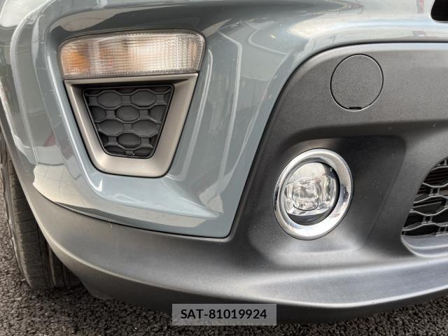 Jeep RENEGADE 2019-02 8245502-13