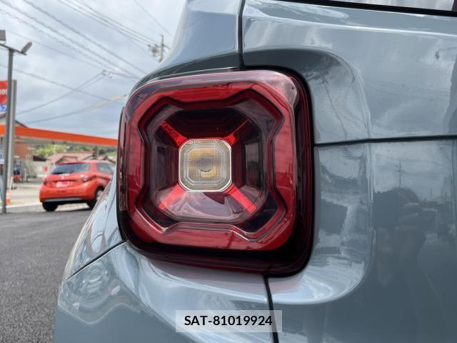 Jeep RENEGADE 2019-02 8245502-17