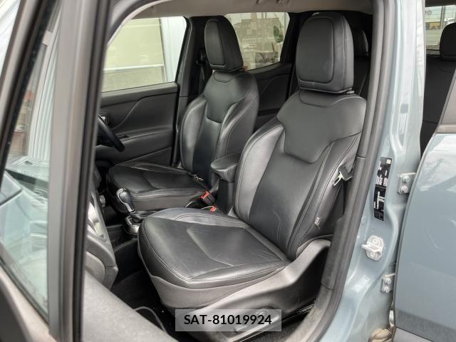 Jeep RENEGADE 2019-02 8245502-29