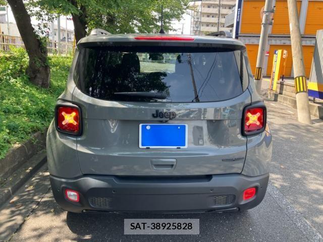 Jeep RENEGADE 2019-09 8314909-2