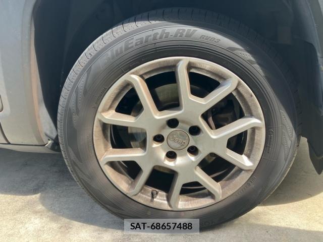 Jeep RENEGADE 2019-03 8314911-9