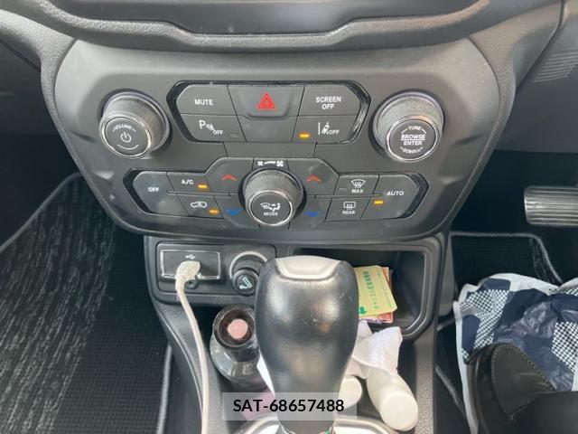 Jeep RENEGADE 2019-03 8314911-24