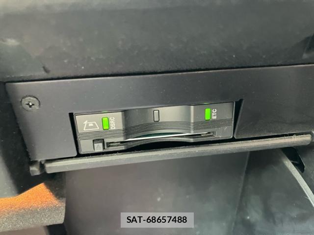 Jeep RENEGADE 2019-03 8314911-26