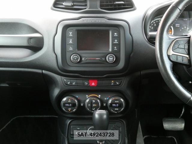 Jeep RENEGADE 2018-01 8314912-12