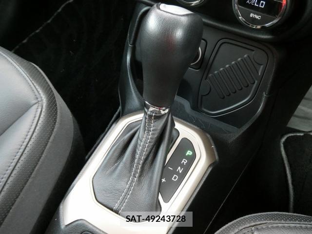 Jeep RENEGADE 2018-01 8314912-19