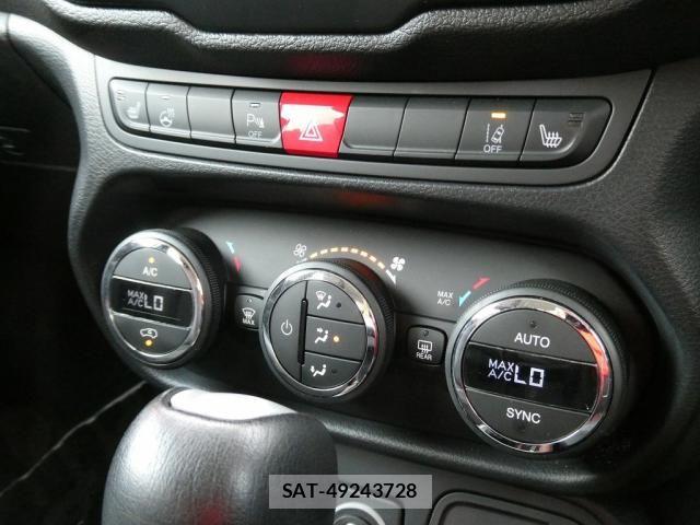 Jeep RENEGADE 2018-01 8314912-20