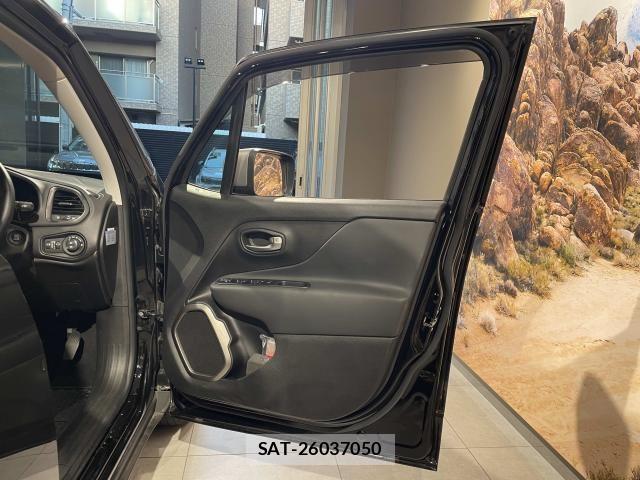 Jeep RENEGADE 2021-07 8314905-8