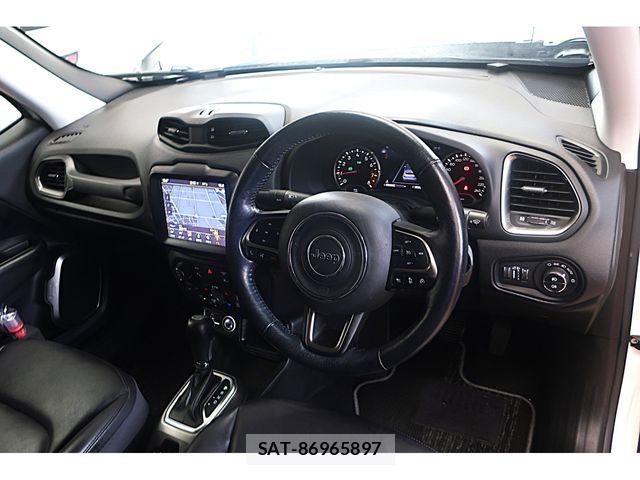 Jeep RENEGADE 2018-10 8314908-12