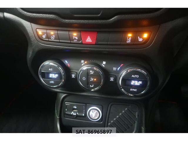 Jeep RENEGADE 2018-10 8314908-22