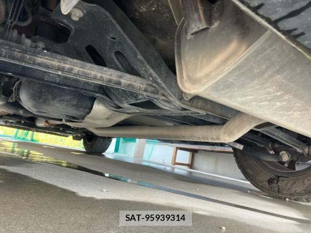 Jeep RENEGADE 2020-08 8314910-9