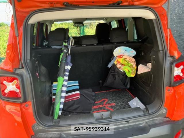 Jeep RENEGADE 2020-08 8314910-12