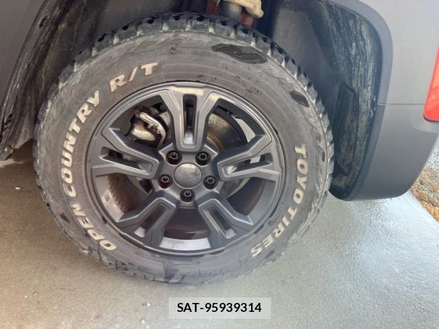 Jeep RENEGADE 2020-08 8314910-5