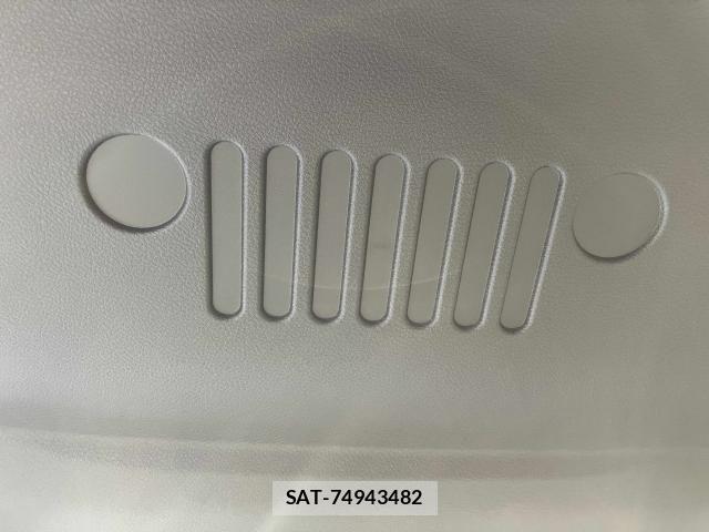 Jeep RENEGADE 2023-09 8336309-24