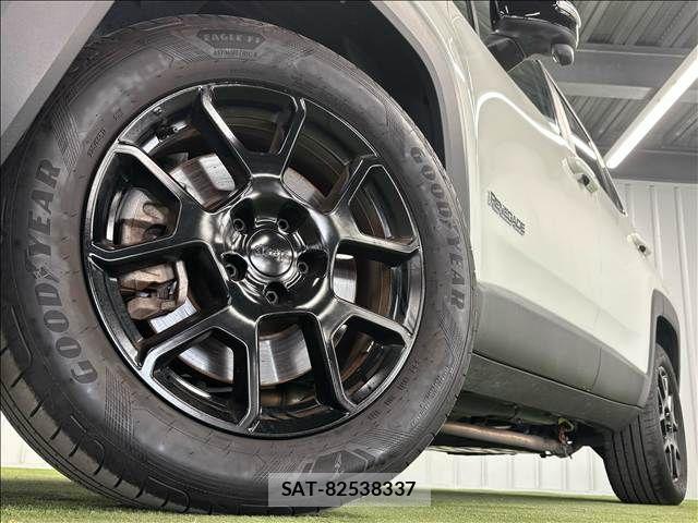 Jeep RENEGADE 2024-01 8336308-18