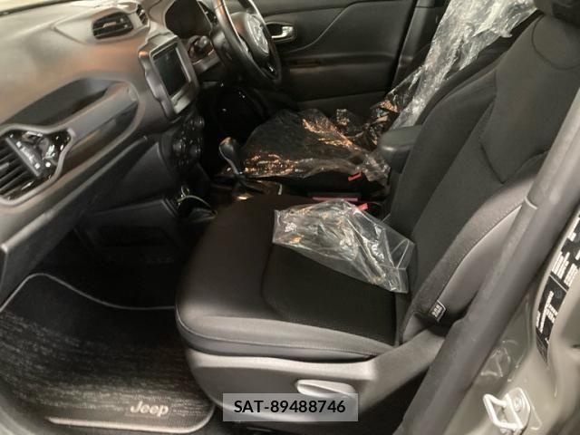 Jeep RENEGADE 2019-08 8366443-10