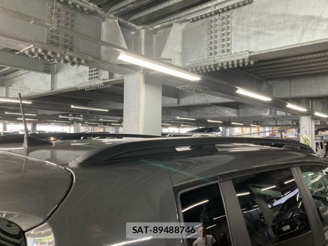 Jeep RENEGADE 2019-08 8366443-17