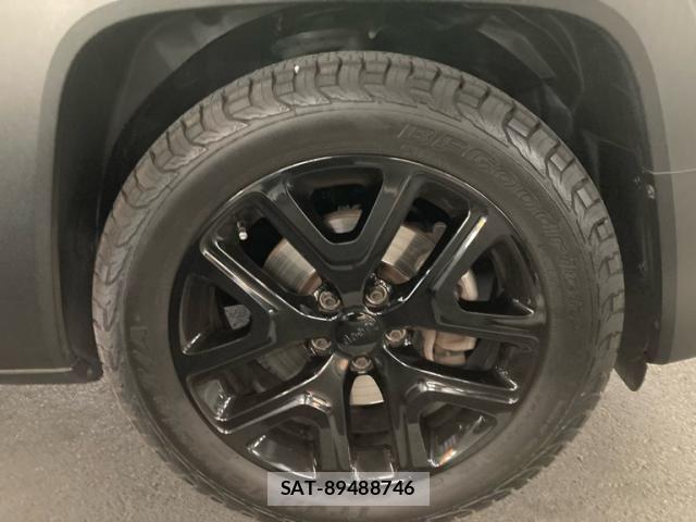 Jeep RENEGADE 2019-08 8366443-3