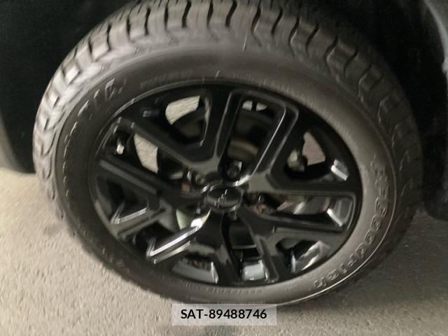 Jeep RENEGADE 2019-08 8366443-5
