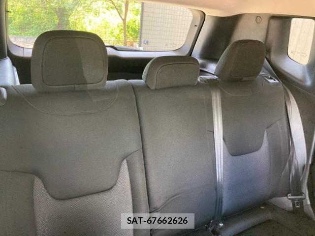 Jeep RENEGADE 2019-05 8412988-15