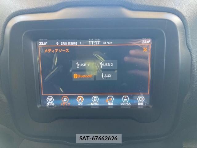 Jeep RENEGADE 2019-05 8412988-19
